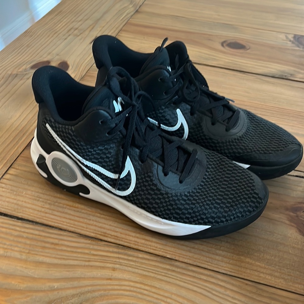 Nike KD Trey’s 5 IX Basketball shoes